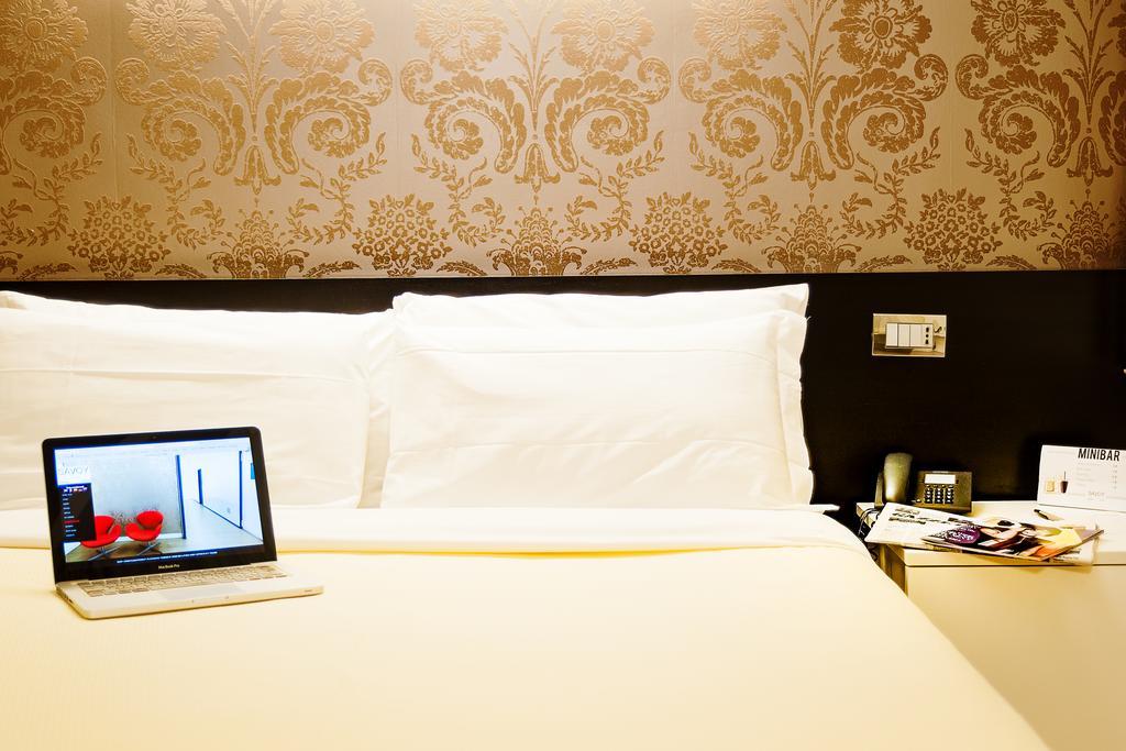 Savoy Hotel Parma Esterno foto